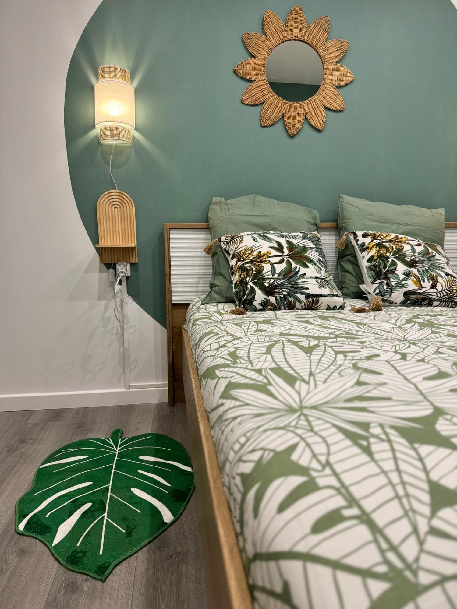 Worldroom Chambre Privee Avec Espace Commun แปร์ปินญอง ห้อง รูปภาพ