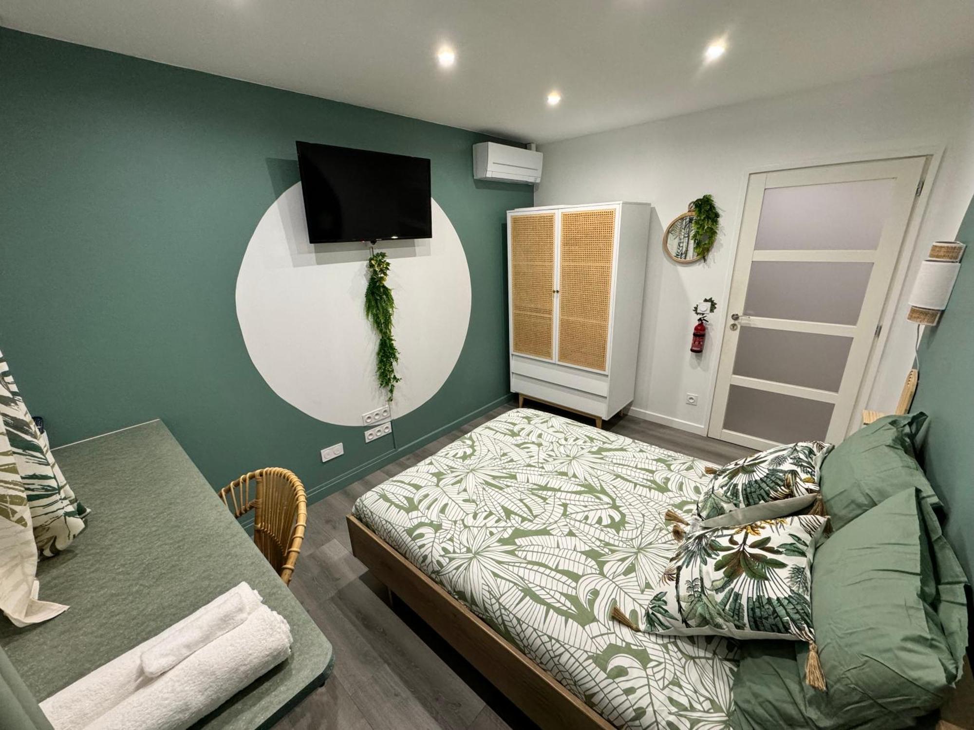 Worldroom Chambre Privee Avec Espace Commun แปร์ปินญอง ภายนอก รูปภาพ