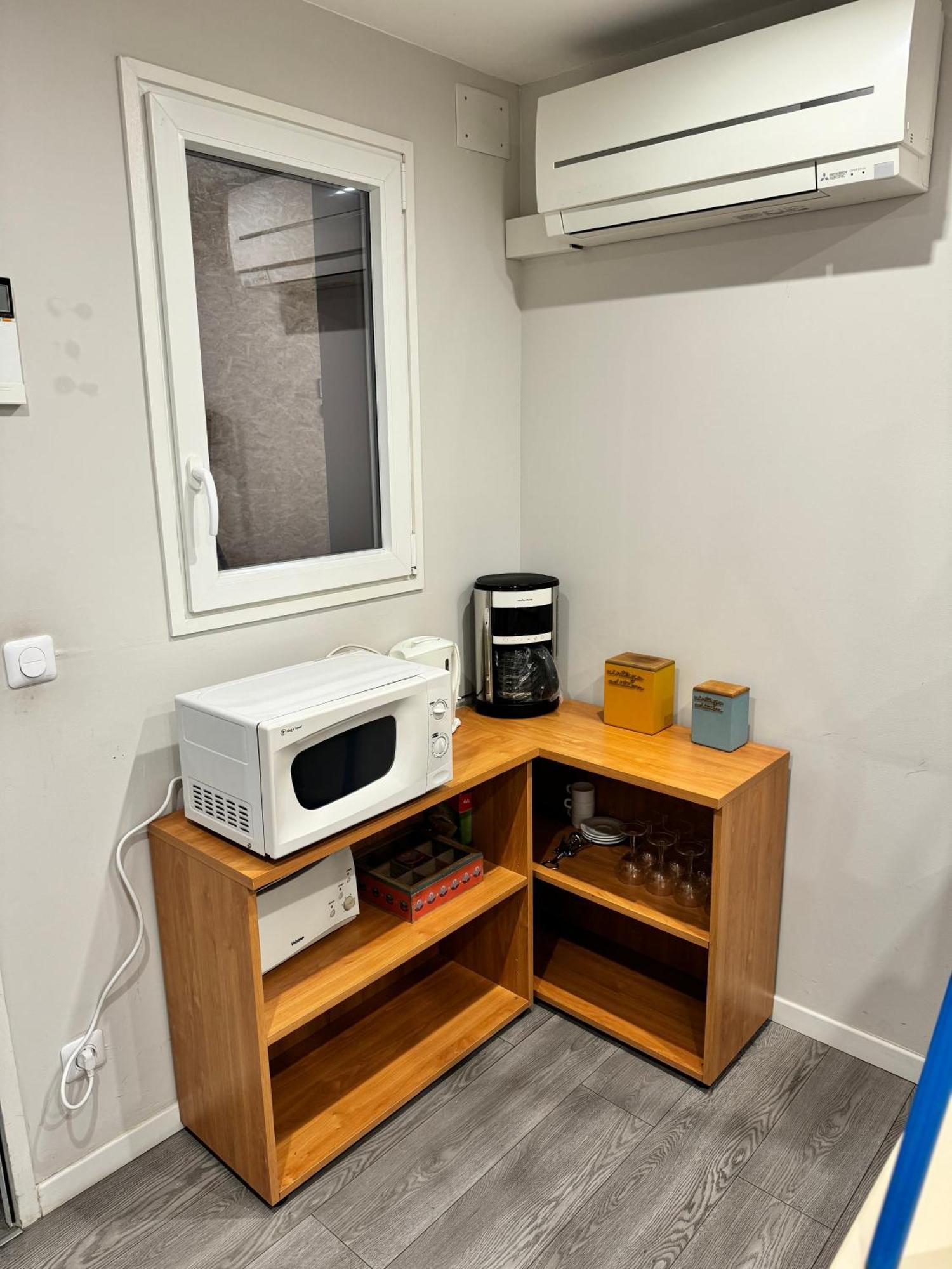 Worldroom Chambre Privee Avec Espace Commun แปร์ปินญอง ภายนอก รูปภาพ