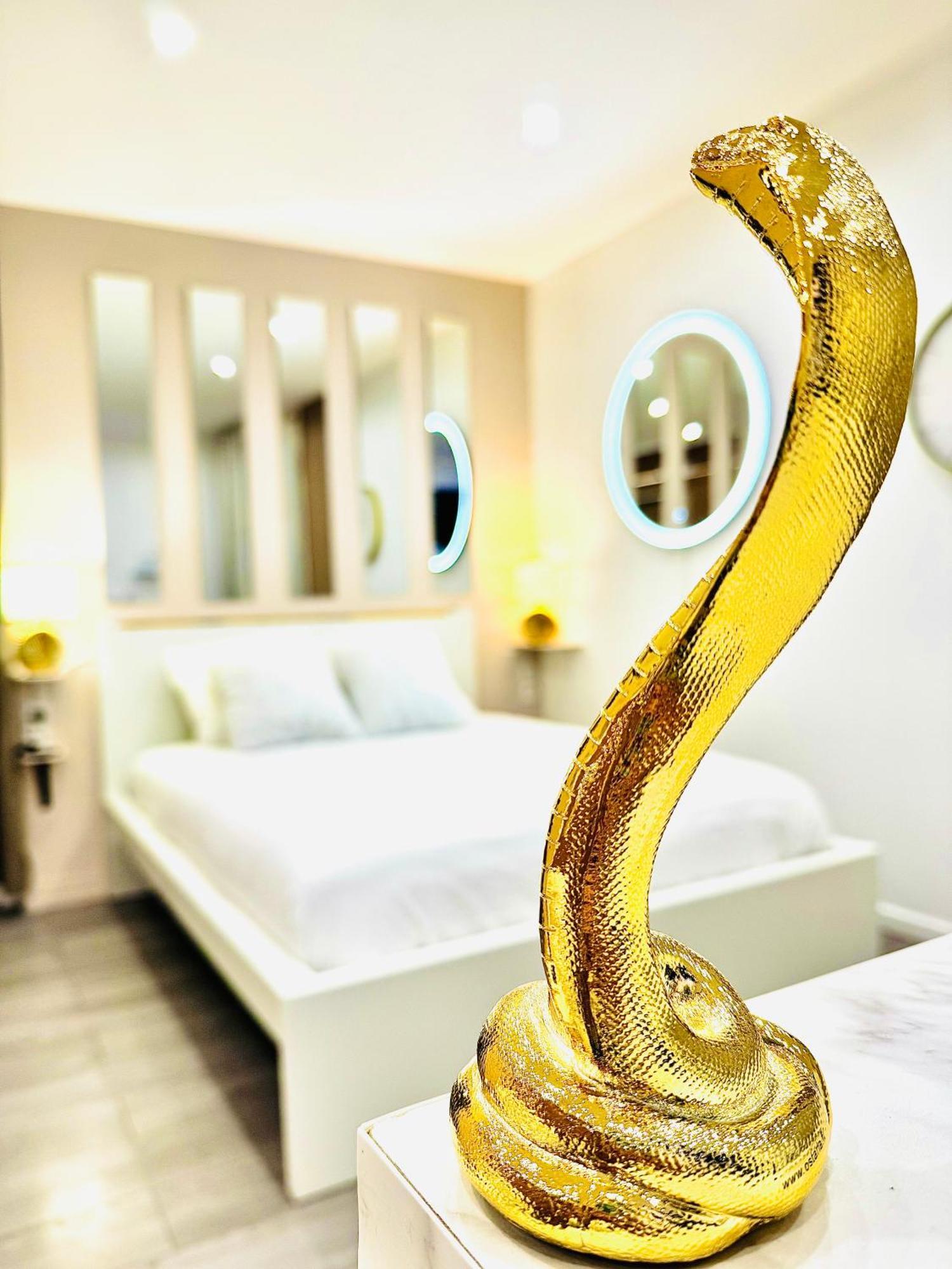 Worldroom Chambre Privee Avec Espace Commun แปร์ปินญอง ภายนอก รูปภาพ