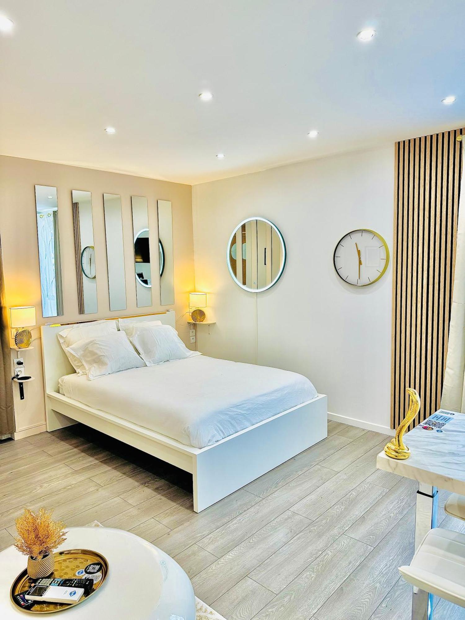 Worldroom Chambre Privee Avec Espace Commun แปร์ปินญอง ภายนอก รูปภาพ